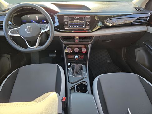 Used 2023 Volkswagen Taos S image 11