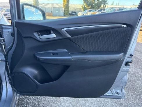 Used 2018 Honda Fit EX image 11