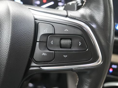 Used 2023 Buick Envision Avenir image 25