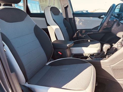 Used 2025 Volkswagen Taos S image 24