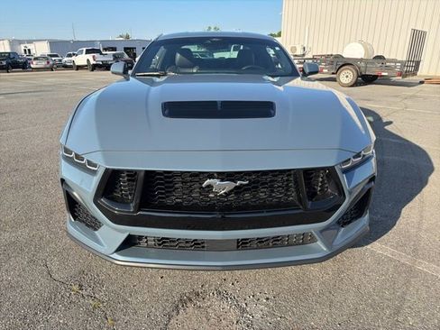 Used 2024 Ford Mustang GT Premium image 8