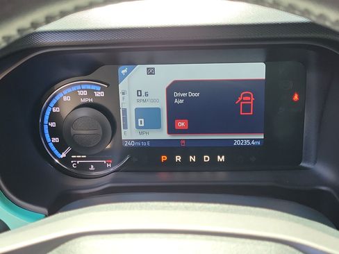 Used 2024 Ford Bronco Outer Banks AWD/4WD image 28