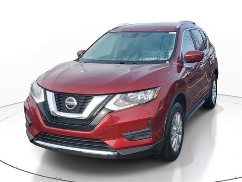 Used 2020 Nissan Rogue S image 2