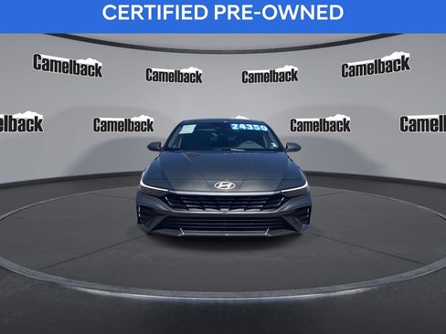 Certified 2025 Hyundai Elantra SE FWD image 2