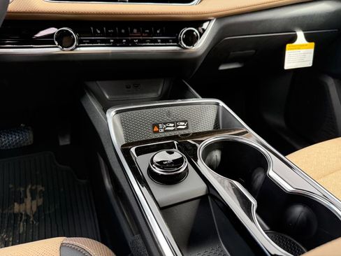 New 2026 Chevrolet Equinox ACTIV FWD image 12