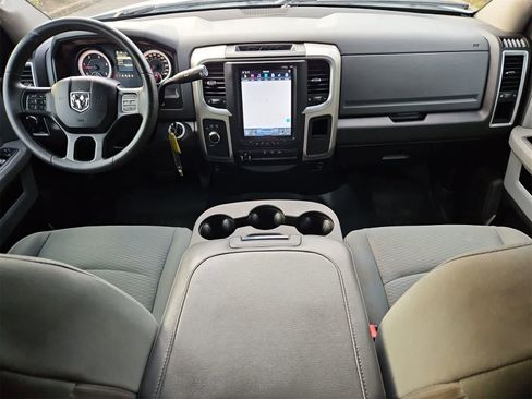 Used 2018 RAM 2500 SLT image 15