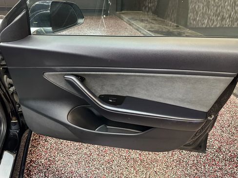 Used 2018 Tesla Model 3 Long Range image 24