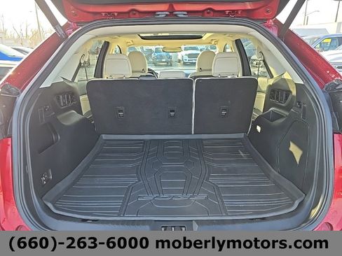 Used 2019 Ford Edge Titanium w/ Equipment Group 301A image 70