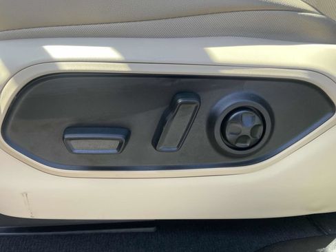 Certified 2025 Jeep Grand Cherokee Limited w/ Luxury Tech Group II AWD/4WD image 27