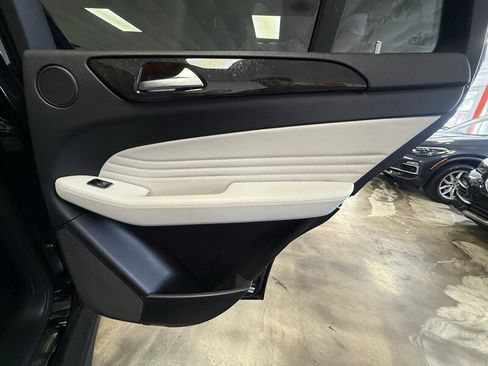 Used 2017 Mercedes-Benz GLE 43 AMG 4MATIC Coupe w/ Premium 2 Package image 21