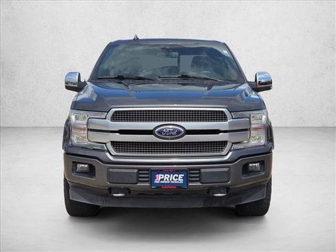 Used 2018 Ford F150 Platinum w/ Equipment Group 701A Luxury AWD/4WD image 2