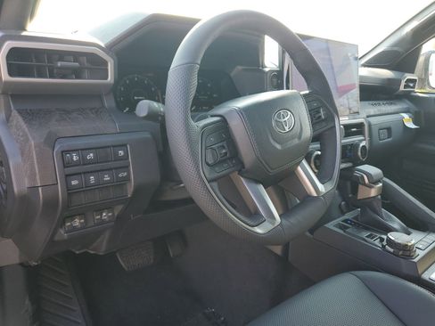 New 2026 Toyota Tacoma Limited AWD/4WD image 18