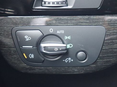 Used 2019 Audi Q7 3.0T Premium Plus w/ Premium Plus Package AWD/4WD image 36