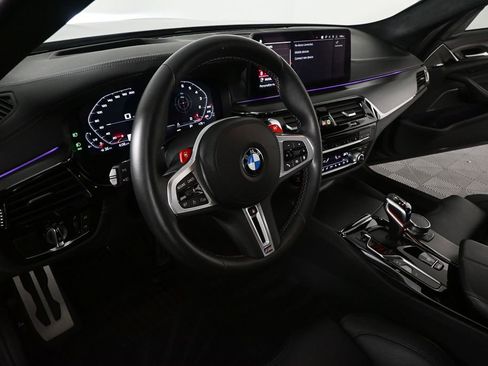 Used 2023 BMW M5 w/ Executive Package image 6
