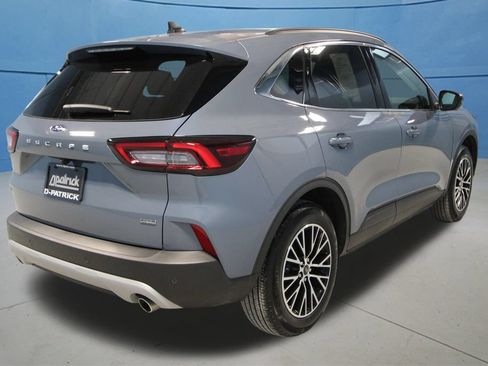 Used 2025 Ford Escape SE w/ PHEV Premium Package FWD image 35