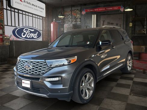 Used 2020 Ford Explorer Platinum w/ Premium Technology Package image 1