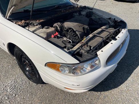 Used 2005 Buick Le Sabre Custom FWD image 24