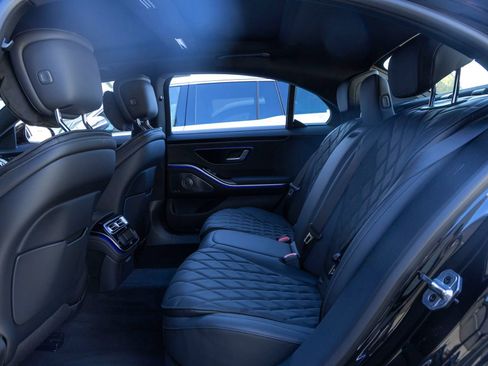 New 2026 Mercedes-Benz S 580 4MATIC Sedan image 21