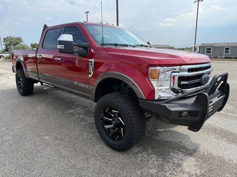 Used 2022 Ford F350 Lariat w/ Chrome Package image 7