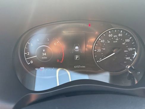 Used 2024 Nissan Kicks SR FWD image 29