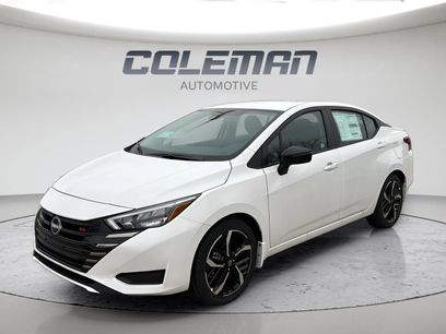 New 2025 Nissan Versa SR w/ Trunk Package