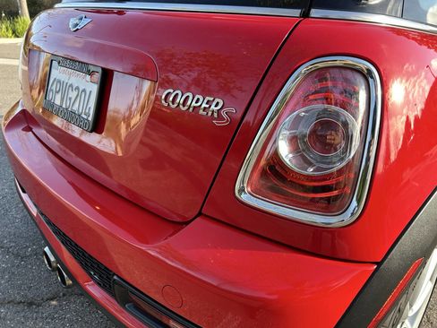 Used 2011 MINI Cooper S image 35