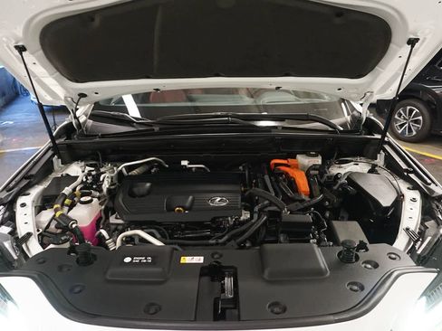 Used 2024 Lexus NX 450h+ Luxury image 27