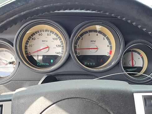Used 2010 Dodge Challenger SE RWD image 14