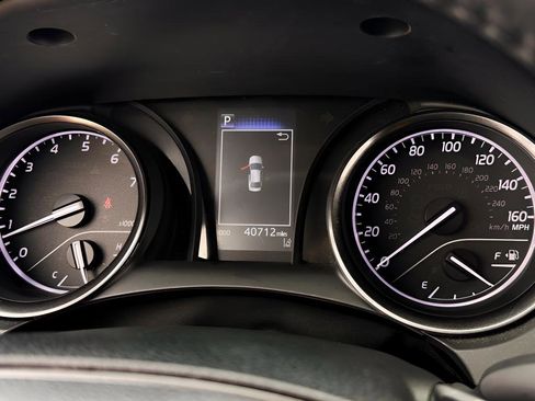 Used 2024 Toyota Camry SE FWD image 17