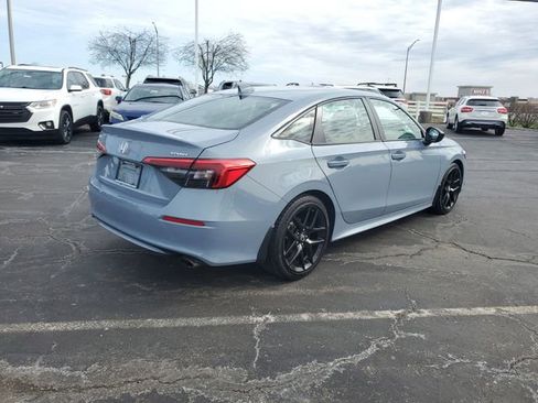 Used 2024 Honda Civic Sport image 4