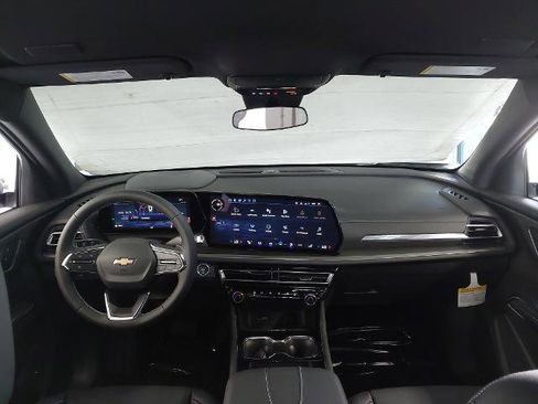 New 2026 Chevrolet Traverse LT image 5