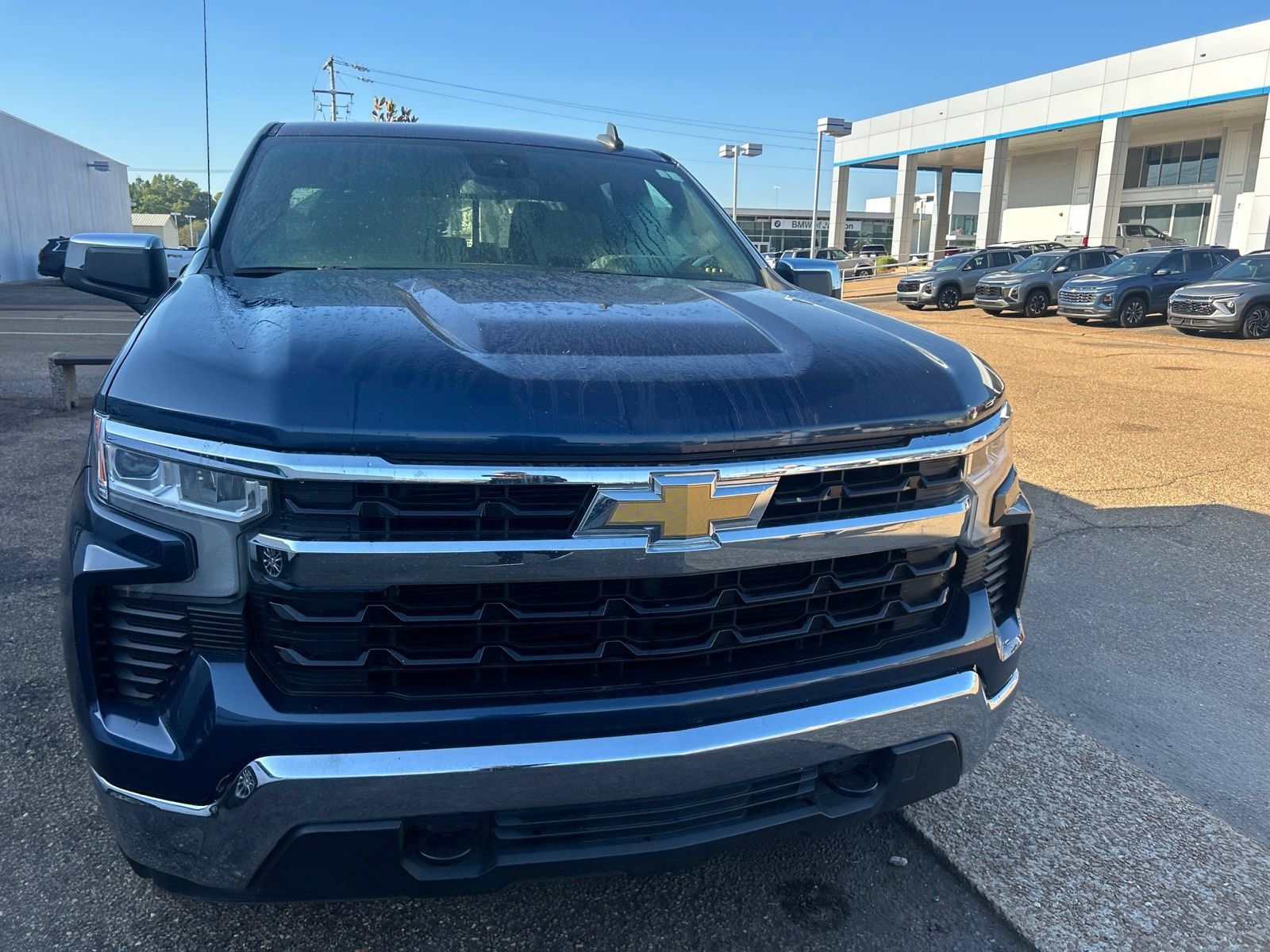 Used 2022 Chevrolet Silverado 1500 LT w/ Convenience Package II AWD/4WD image 12
