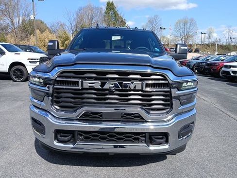 New 2026 RAM 2500 Big Horn AWD/4WD image 11
