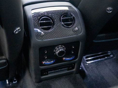 Used 2022 Rolls-Royce Ghost Black Badge image 23