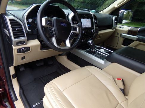 Used 2017 Ford F150 Lariat AWD/4WD image 23
