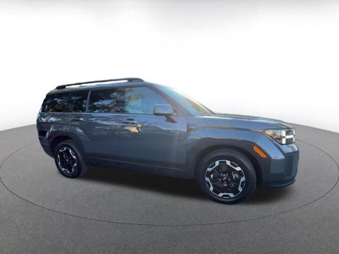 Used 2025 Hyundai Santa Fe SEL image 2
