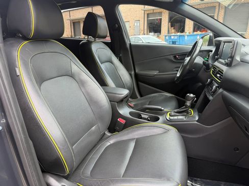 Used 2018 Hyundai Kona Limited image 20