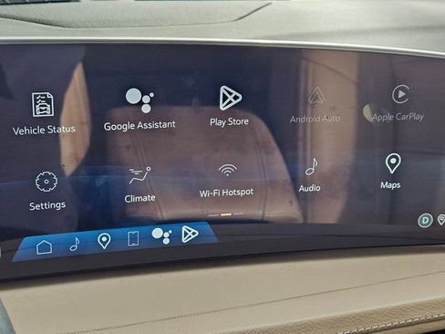 Certified 2024 Cadillac XT4 Luxury w/ Cold Weather Package image 11