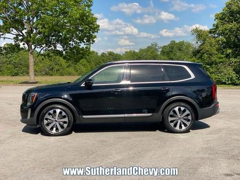 Used 2022 Kia Telluride S AWD/4WD image 4