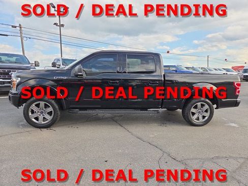 Used 2018 Ford F150 XLT w/ Equipment Group 302A Luxury AWD/4WD image 3