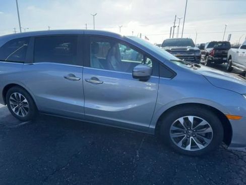 Used 2022 Honda Odyssey EX-L image 3