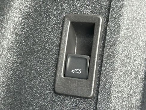 New 2025 Audi SQ5 Premium Plus AWD/4WD image 48