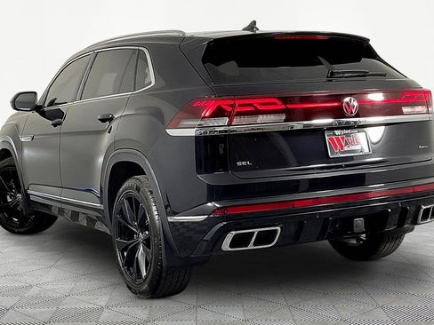 Used 2024 Volkswagen Atlas Cross Sport SEL Premium R-Line AWD/4WD image 4