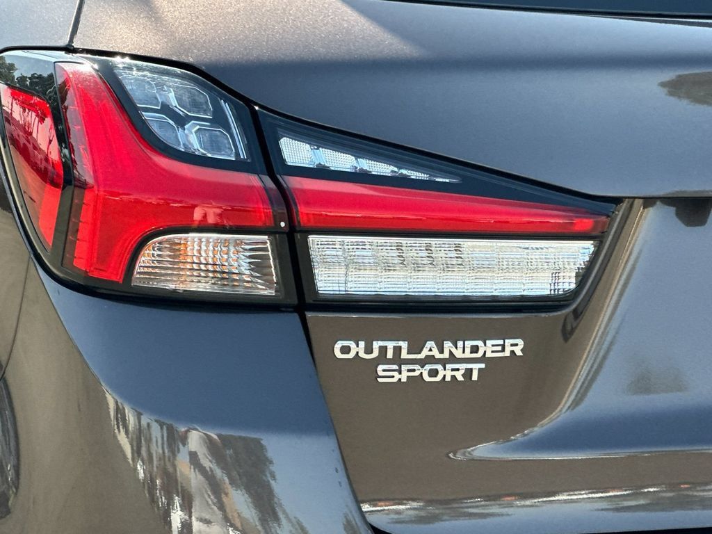 Used 2024 Mitsubishi Outlander Sport AWD image 25