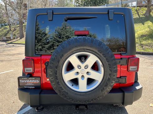 Used 2015 Jeep Wrangler Unlimited Sport w/ Quick Order Package 24S image 42