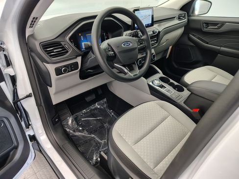 New 2025 Ford Escape Active image 34