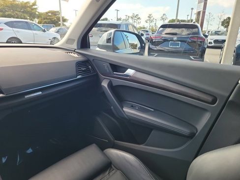 Certified 2023 Audi Q5 e Premium Plus w/ Premium Plus Package image 14