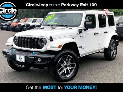 Used 2024 Jeep Wrangler Unlimited w/ Convenience Group