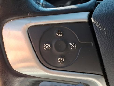 Used 2017 GMC Acadia SLT image 21