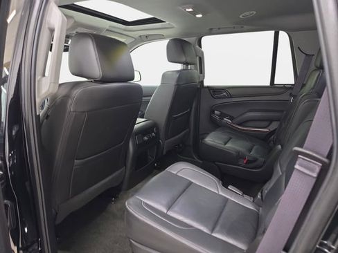 Used 2017 Chevrolet Tahoe LT w/ Luxury Package AWD/4WD image 12